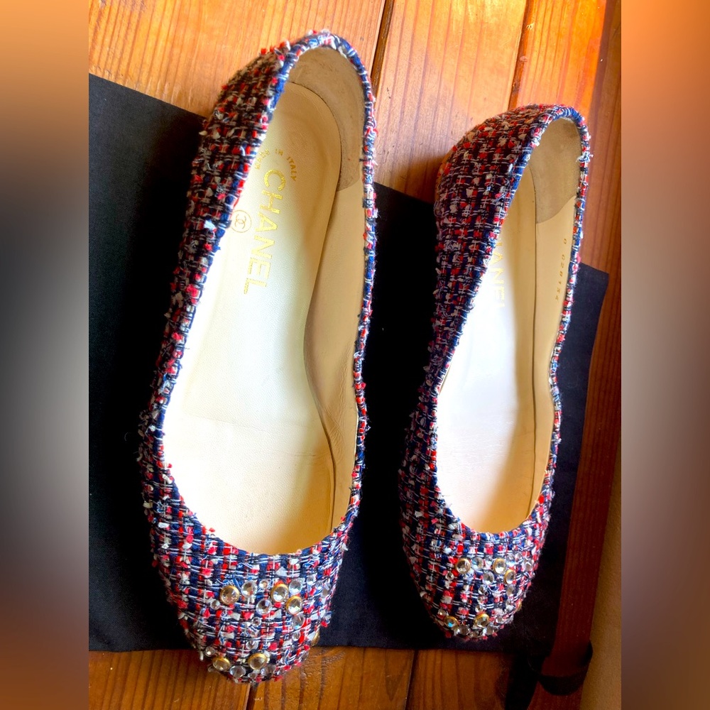 Chanel tweet ballet flats, fits 8.5 US